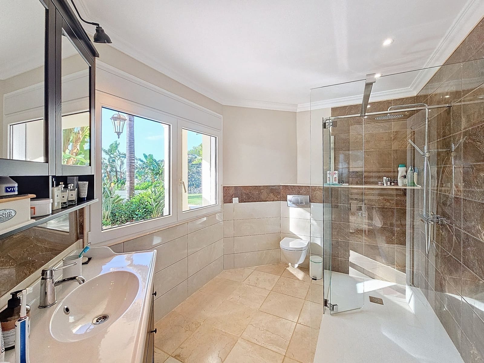 4 sovrum Villa till salu i Estepona med pool garage - 2 450 000 € (Ref: 8747874)