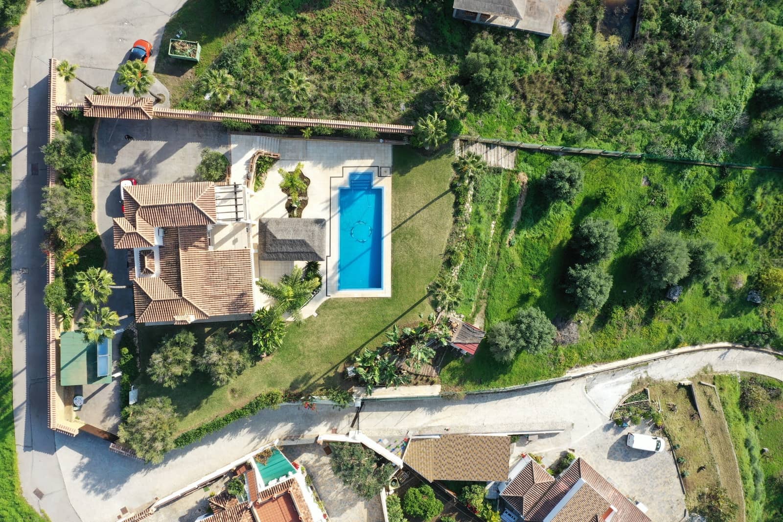 4 sovrum Villa till salu i Estepona med pool garage - 2 450 000 € (Ref: 8747874)