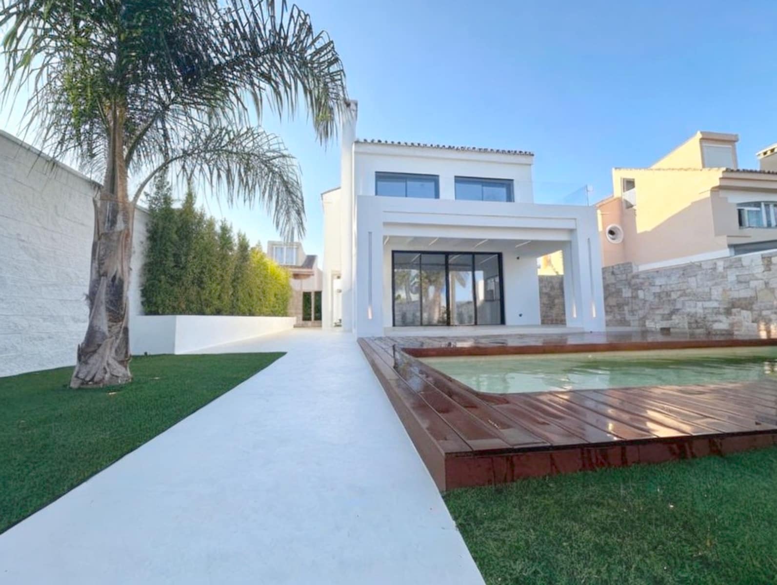 4 soveværelse Villa til salg i Costalita med swimmingpool garage - € 1.495.000 (Ref: 8766671)