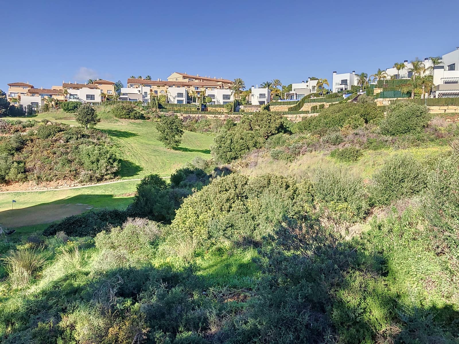 Building Plot for sale in Estepona - € 350,000 (Ref: 8770259)