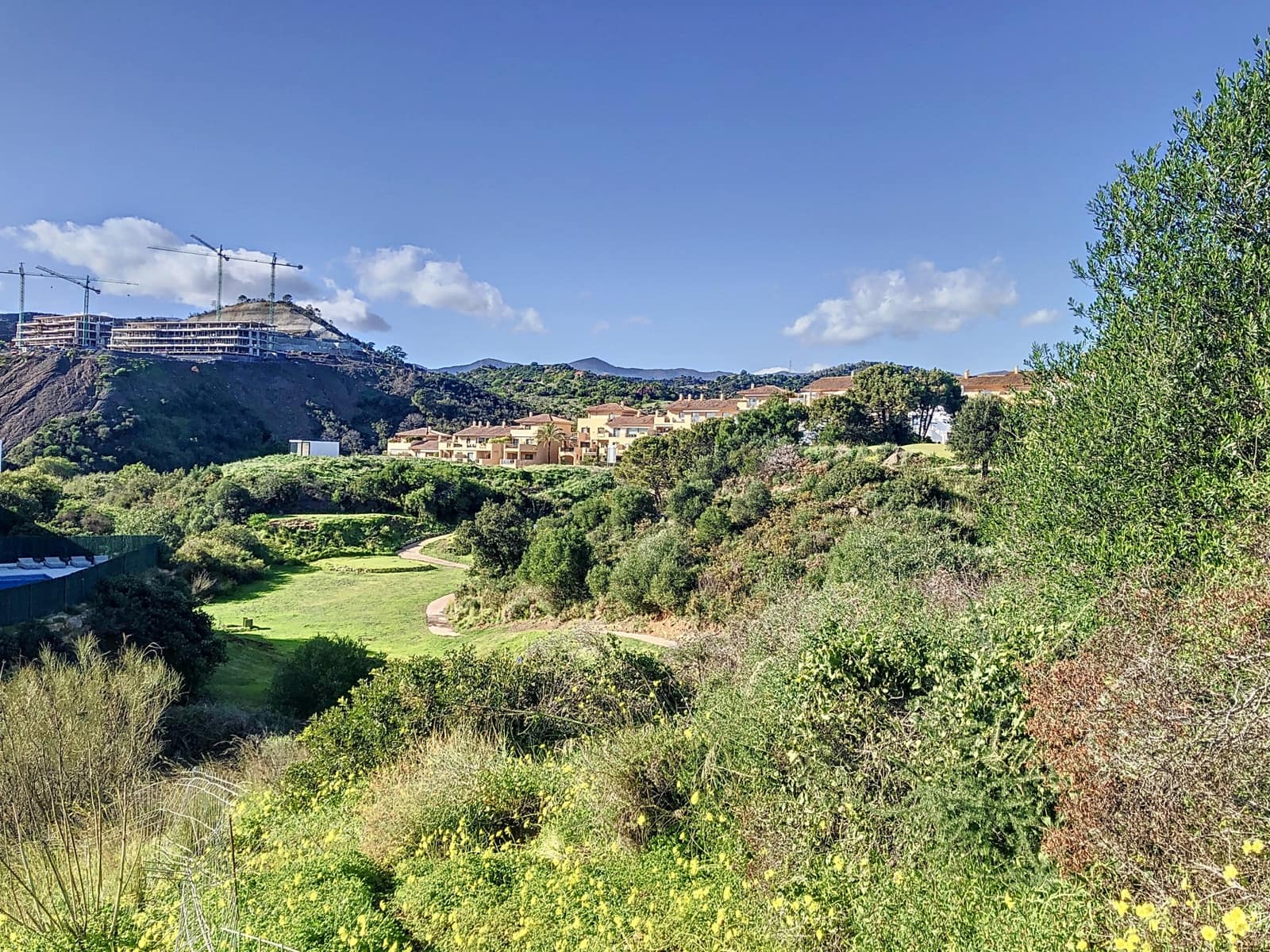 Building Plot for sale in Estepona - € 350,000 (Ref: 8770259)