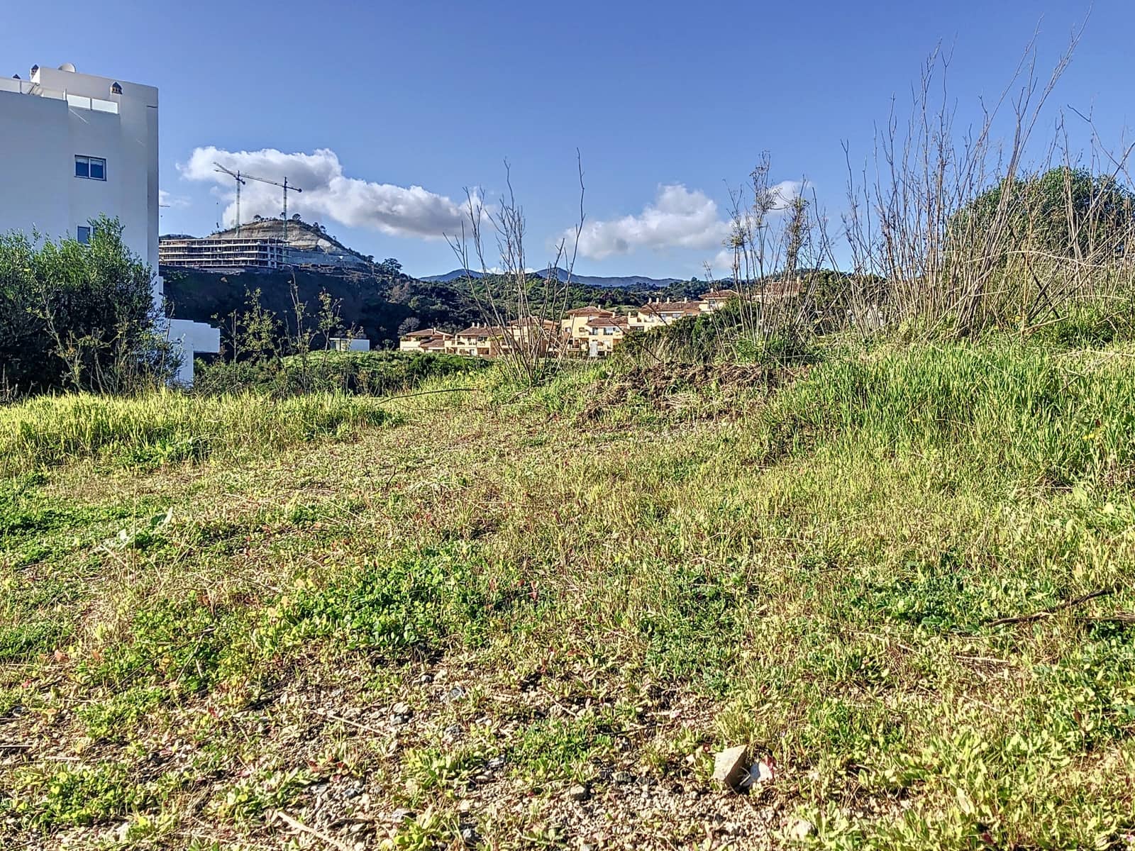 Building Plot for sale in Estepona - € 350,000 (Ref: 8770259)