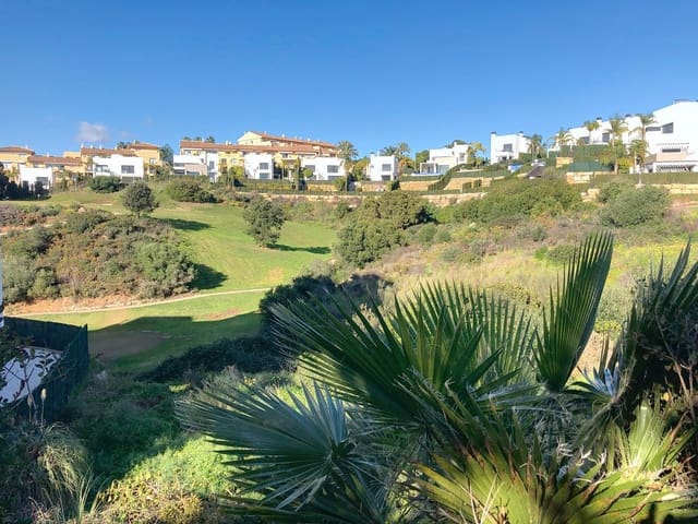 Tontti myytävänä paikassa Estepona - 380 000 € (Ref: 8770260)