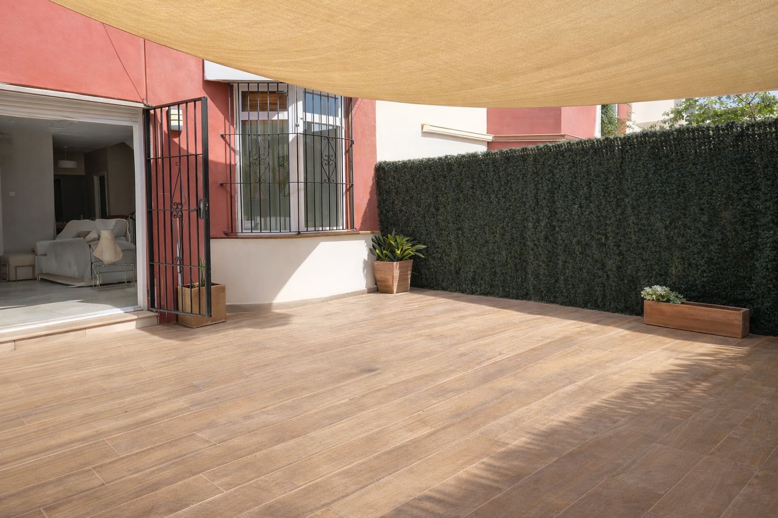 3 slaapkamer Huis te koop in New Golden Mile met zwembad garage - € 540.000 (Ref: 8815532)