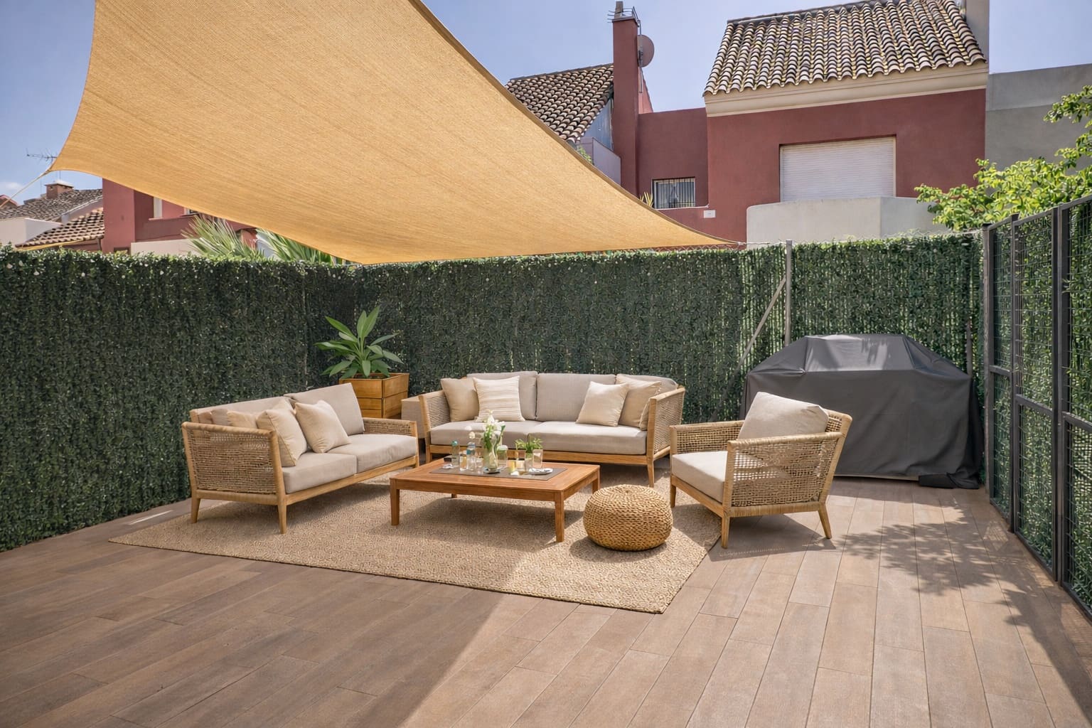 3 slaapkamer Huis te koop in New Golden Mile met zwembad garage - € 540.000 (Ref: 8815532)