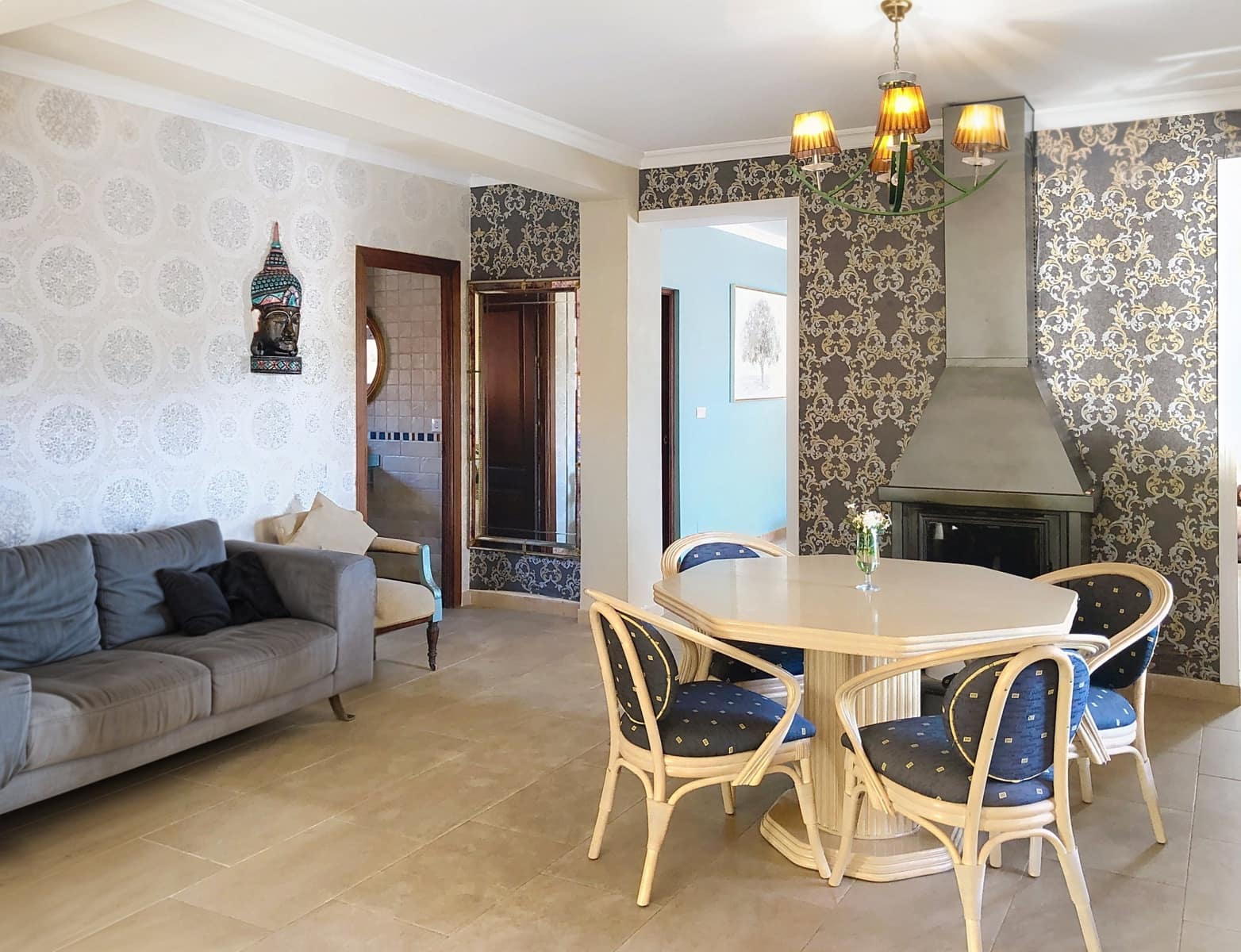 6 makuuhuone Huvila myytävänä paikassa Estepona mukana uima-altaan 
autotalli - 1 270 000 € (Ref: 8815533)