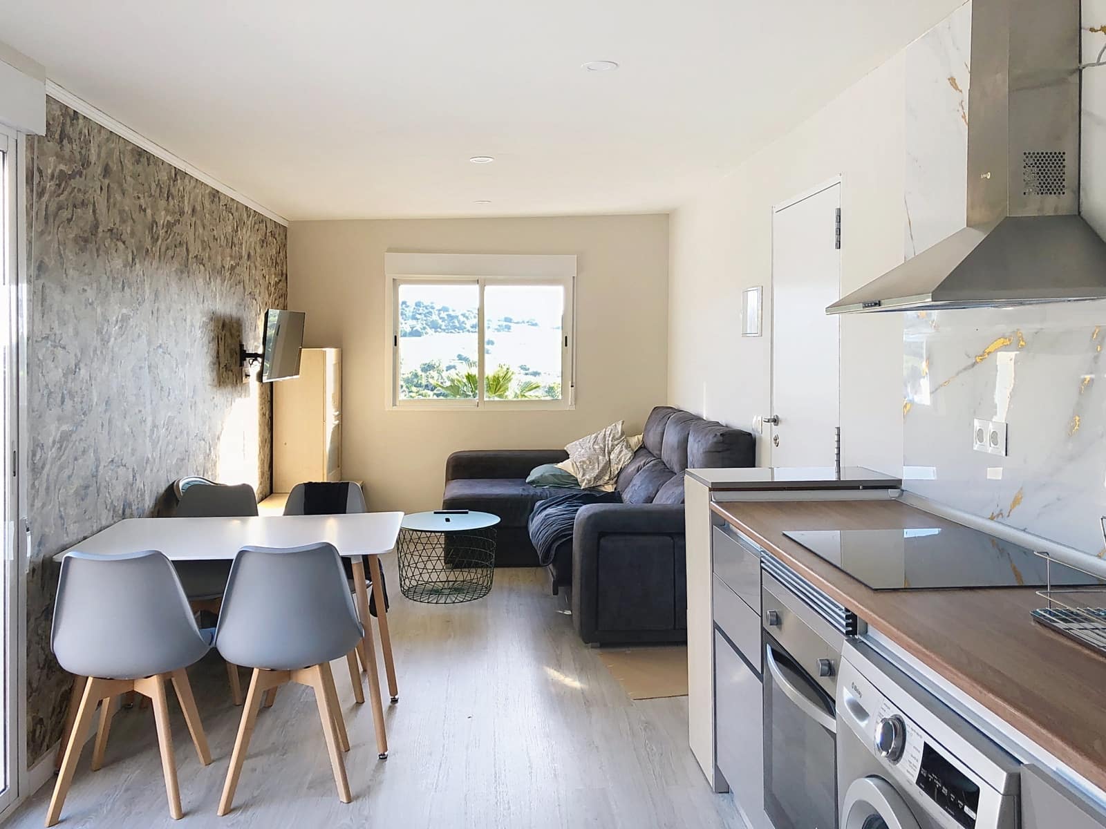 6 makuuhuone Huvila myytävänä paikassa Estepona mukana uima-altaan 
autotalli - 1 270 000 € (Ref: 8815533)