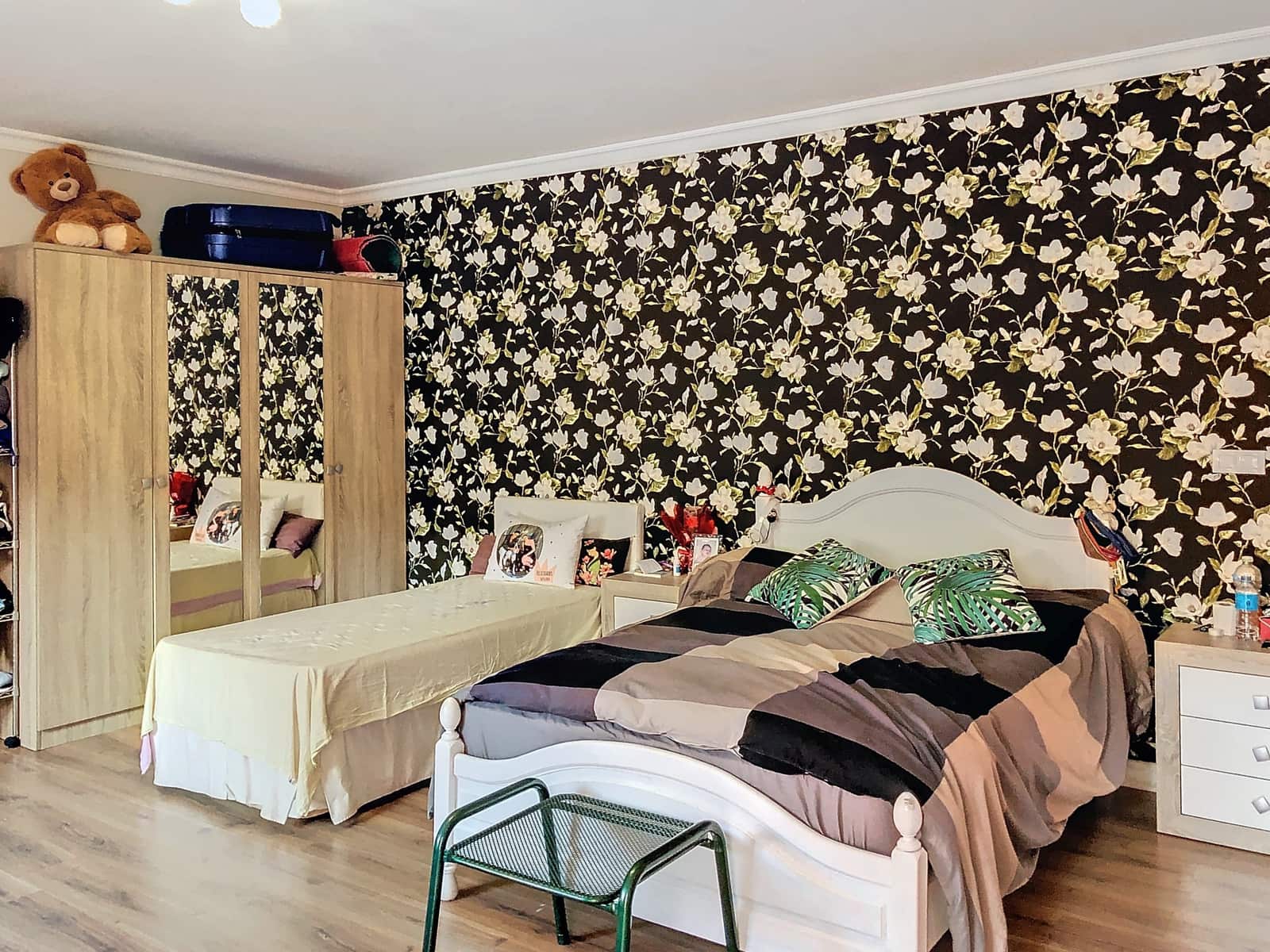 6 makuuhuone Huvila myytävänä paikassa Estepona mukana uima-altaan 
autotalli - 1 270 000 € (Ref: 8815533)