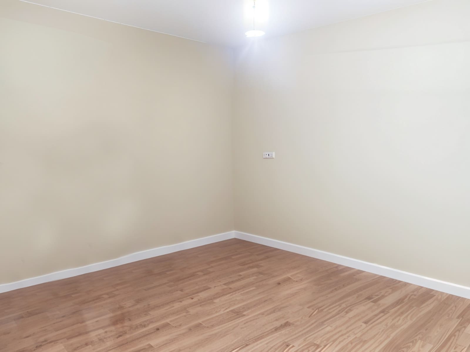 6 makuuhuone Huvila myytävänä paikassa Estepona mukana uima-altaan 
autotalli - 1 270 000 € (Ref: 8815533)