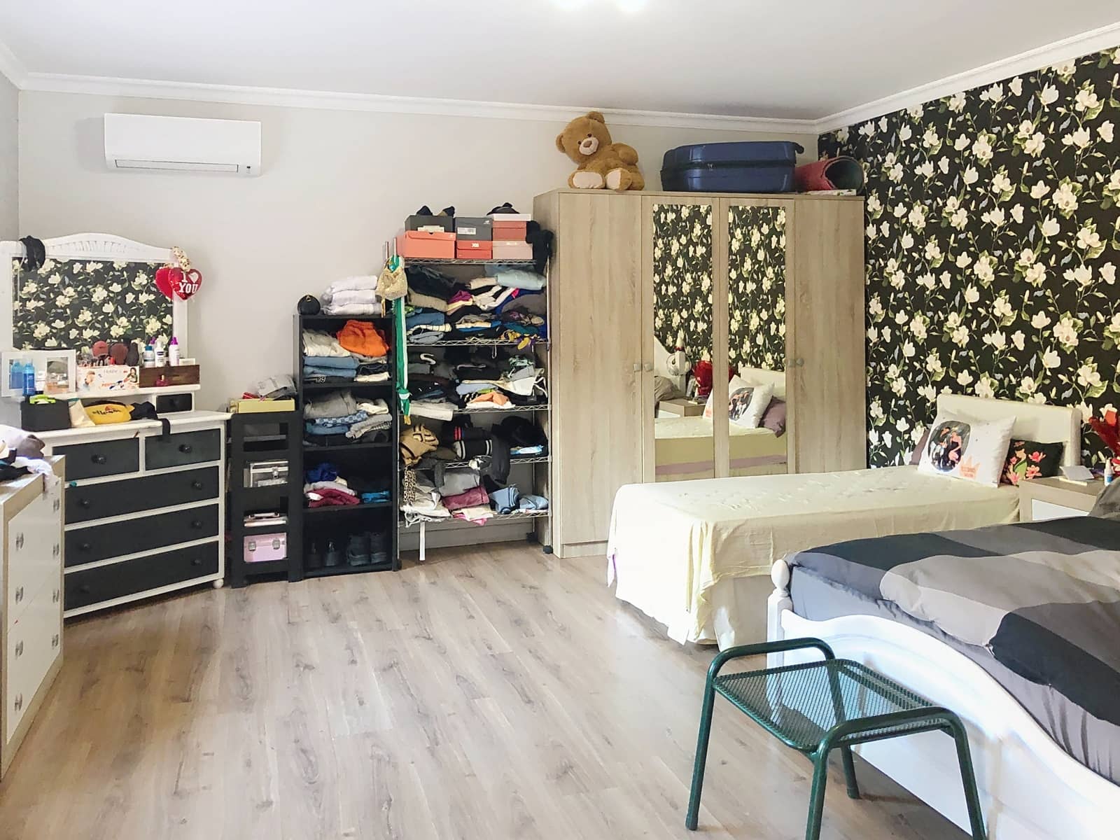 6 makuuhuone Huvila myytävänä paikassa Estepona mukana uima-altaan 
autotalli - 1 270 000 € (Ref: 8815533)