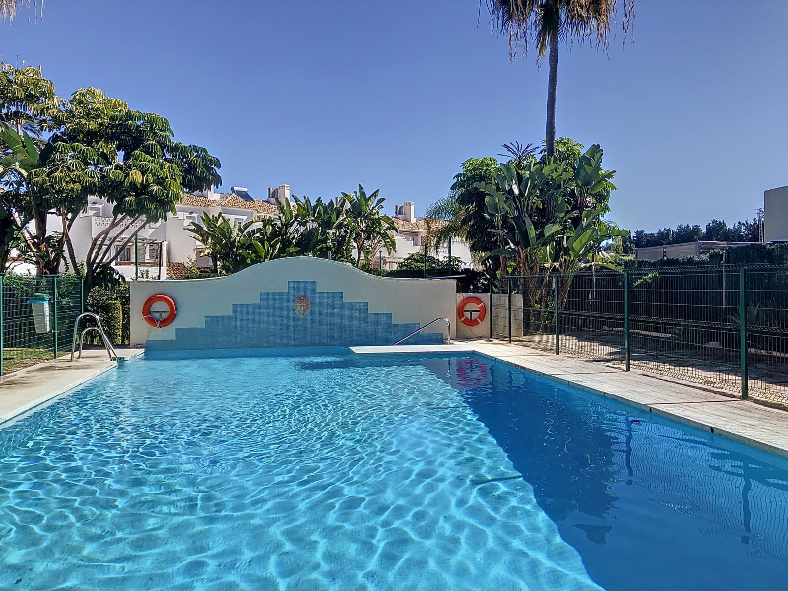 3 bedroom Townhouse for sale in New Golden Mile with pool garage - € 639,000 (Ref: 8840814)