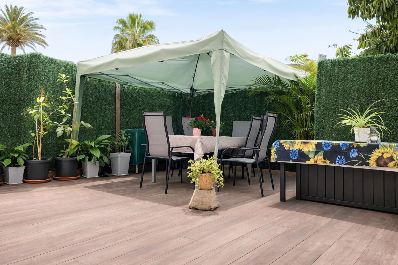 3 bedroom Townhouse for sale in New Golden Mile with pool garage - € 639,000 (Ref: 8840814)