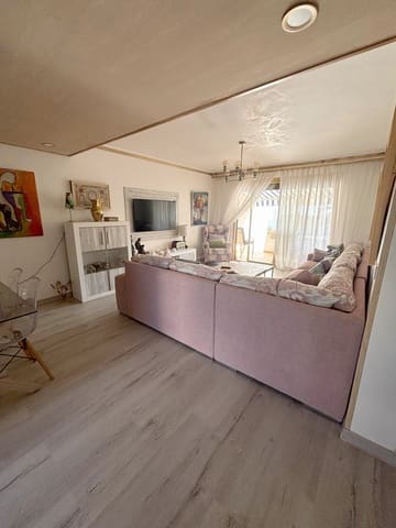 3 soveværelse Byhus til salg i Estepona med swimmingpool garage - € 460.000 (Ref: 8840815)