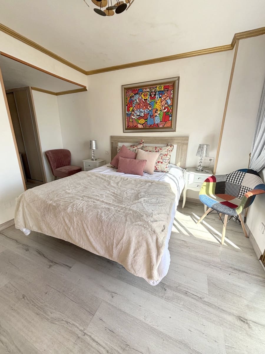 3 soverom Hus til salgs i Estepona med svømmebasseng garasje - € 460 000 (Ref: 8840815)