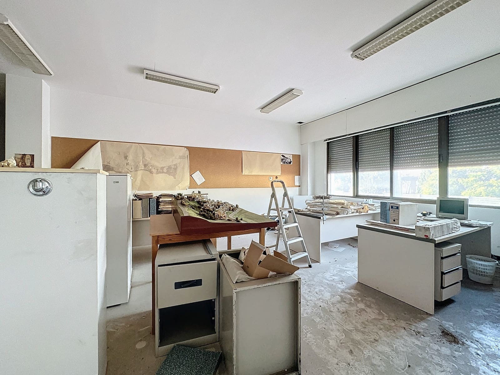 Commercieel te koop in Cancelada met garage - € 600.000 (Ref: 8862567)