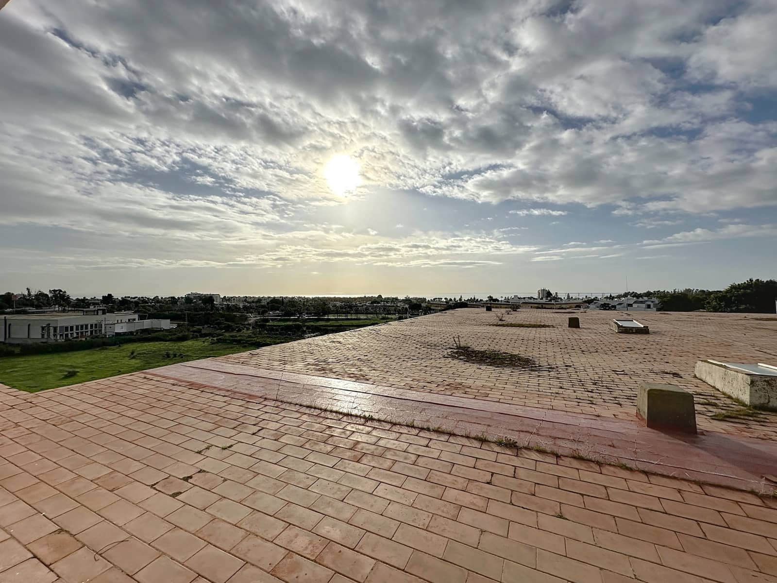 Commercieel te koop in Cancelada met garage - € 600.000 (Ref: 8862567)