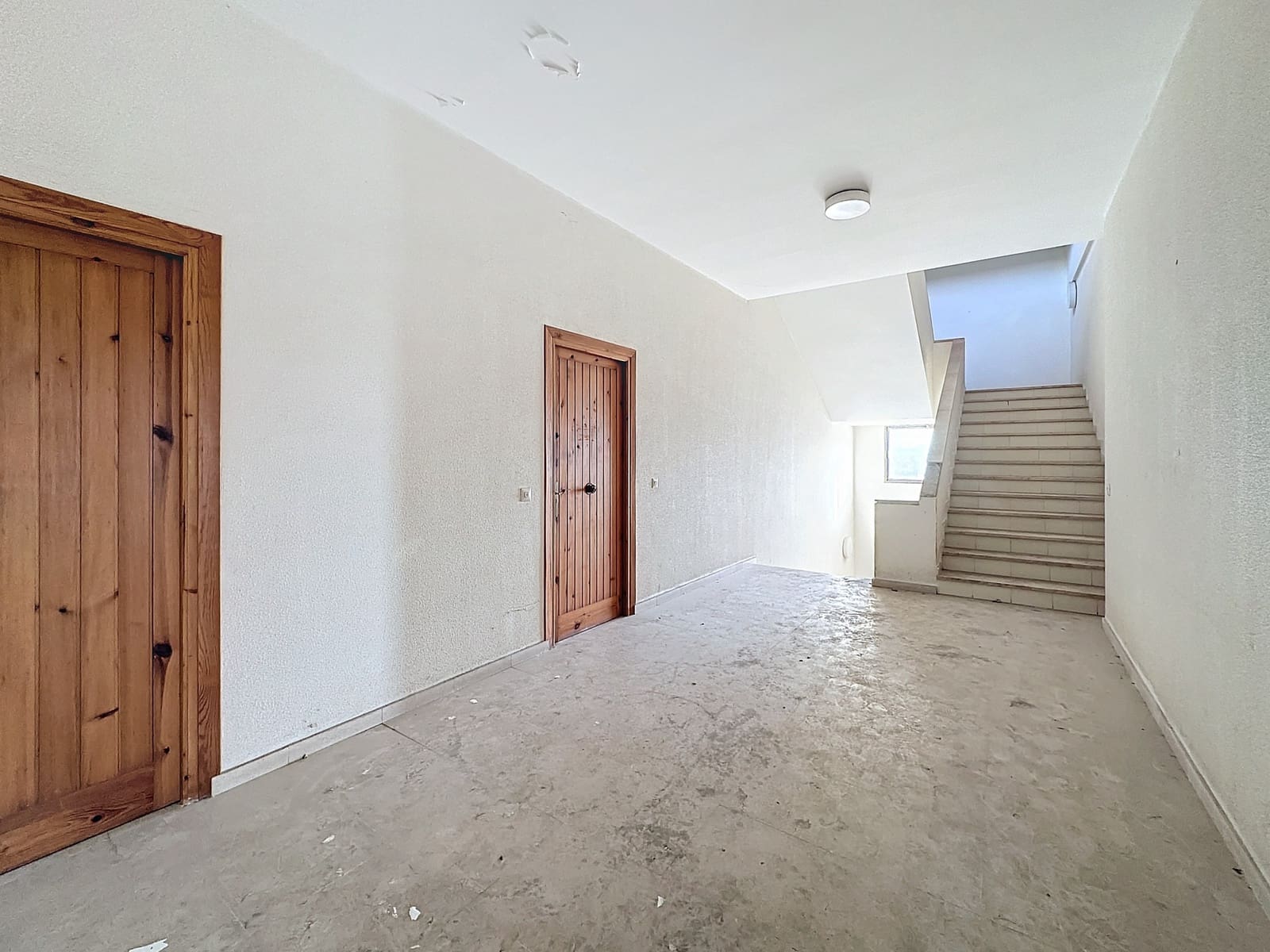 Erhverv til salg i Cancelada med garage - € 600.000 (Ref: 8862567)