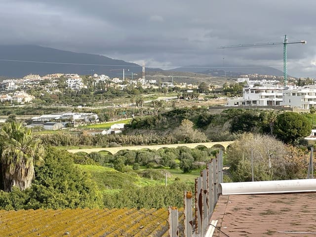 Erhverv til salg i Cancelada, Estepona med garage - € 600.000 (Ref: 8862567)