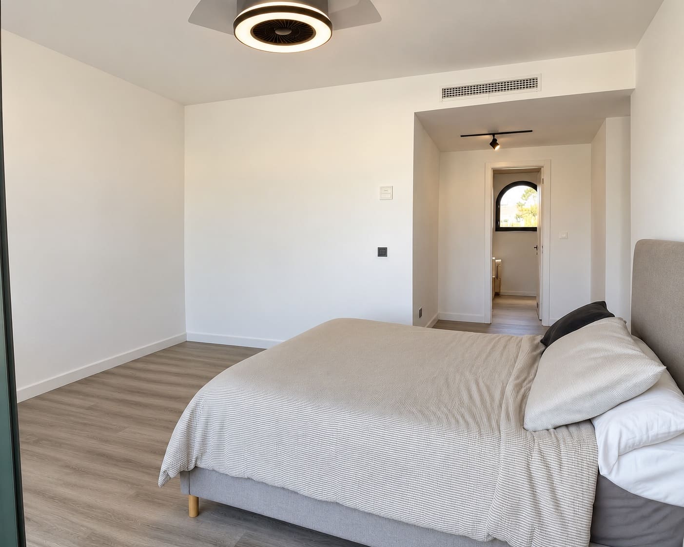 3 chambre Penthouse à vendre à New Golden Mile avec piscine garage - 499 000 € (Ref: 8862568)