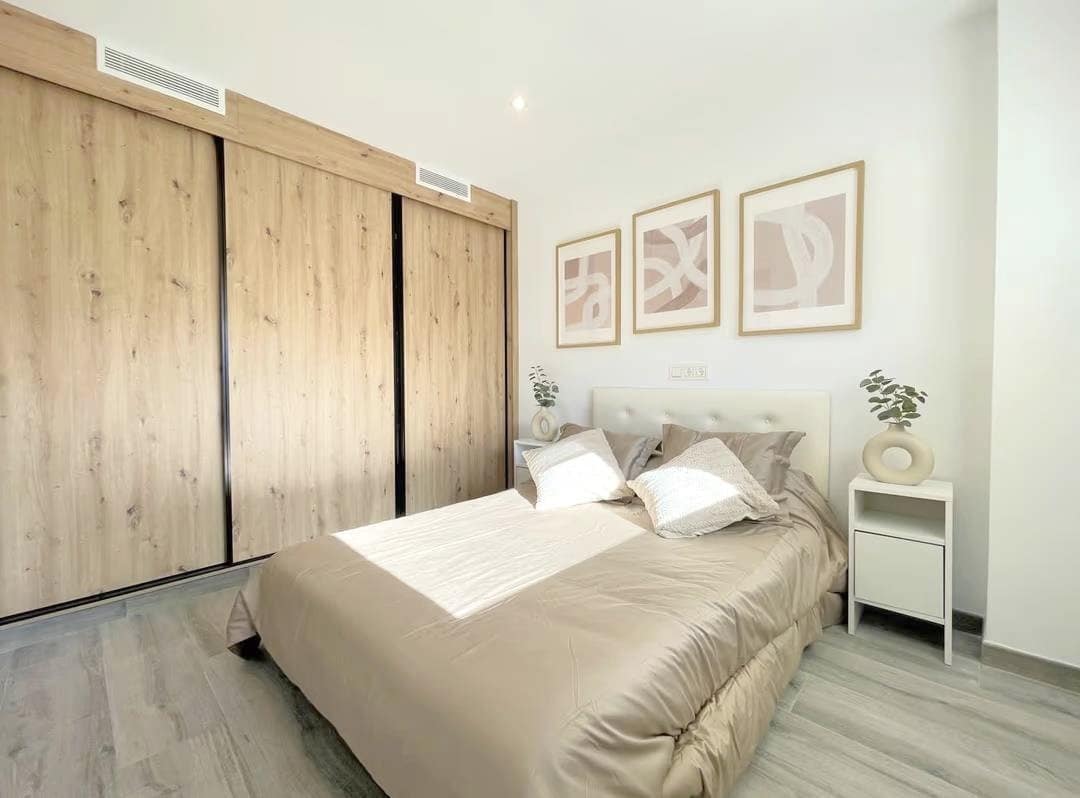 3 sovrum Lägenhet till salu i Estepona med pool - 410 000 € (Ref: 8885936)