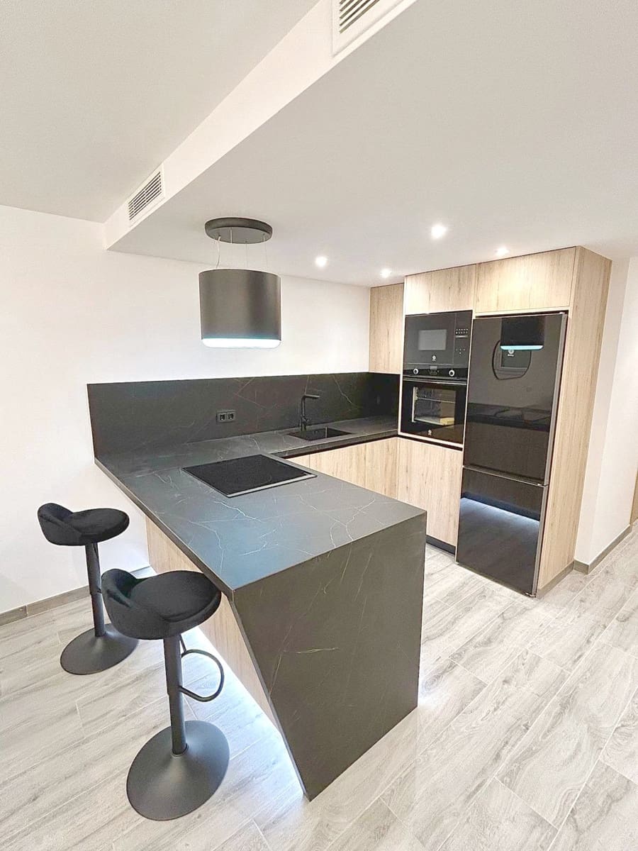 3 sovrum Lägenhet till salu i Estepona med pool - 410 000 € (Ref: 8885936)