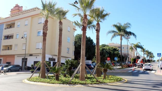 3 sovrum Lägenhet till salu i Huerta Nueva, Estepona med pool - 410 000 € (Ref: 8885936)