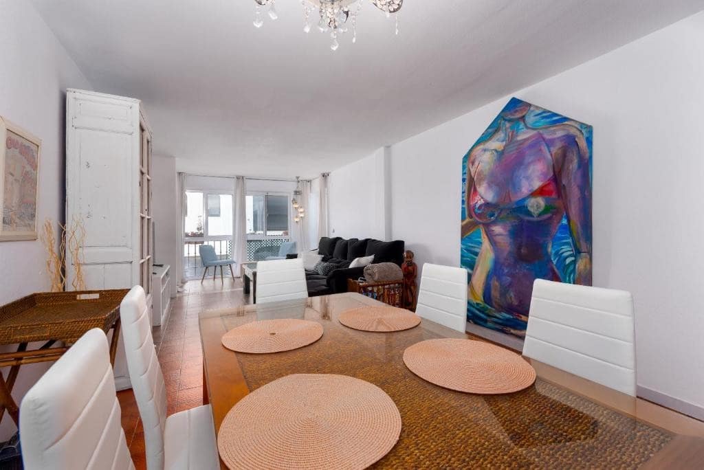 2 soveværelse Lejlighed til salg i La Duquesa / Puerto de la Duquesa - € 275.000 (Ref: 8892881)