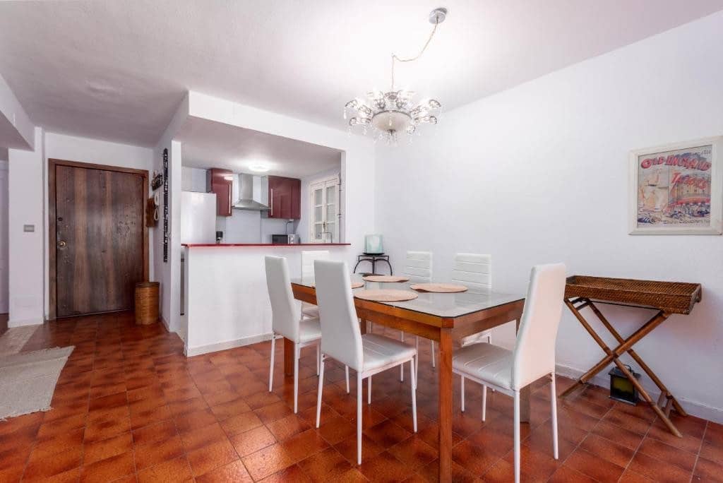 2 soveværelse Lejlighed til salg i La Duquesa / Puerto de la Duquesa - € 275.000 (Ref: 8892881)