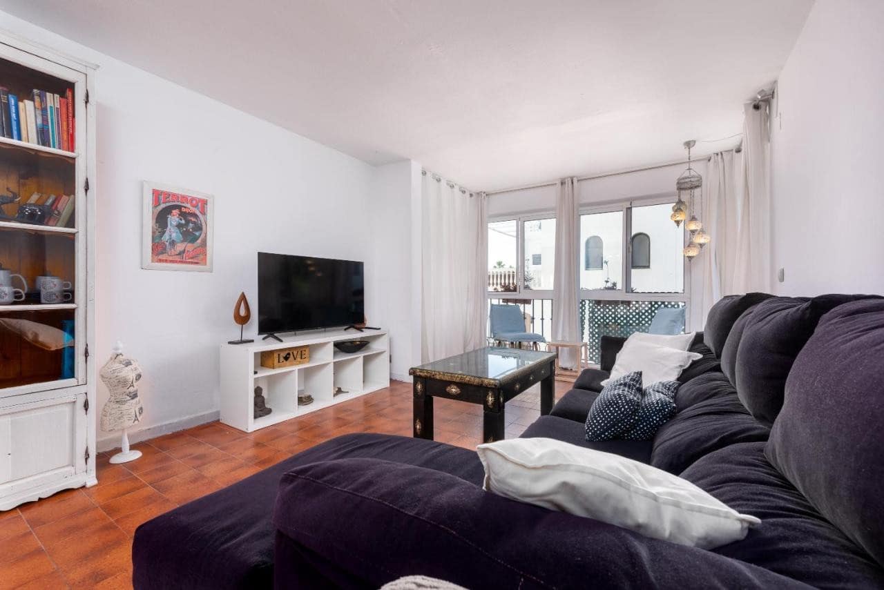 2 soveværelse Lejlighed til salg i La Duquesa / Puerto de la Duquesa - € 275.000 (Ref: 8892881)