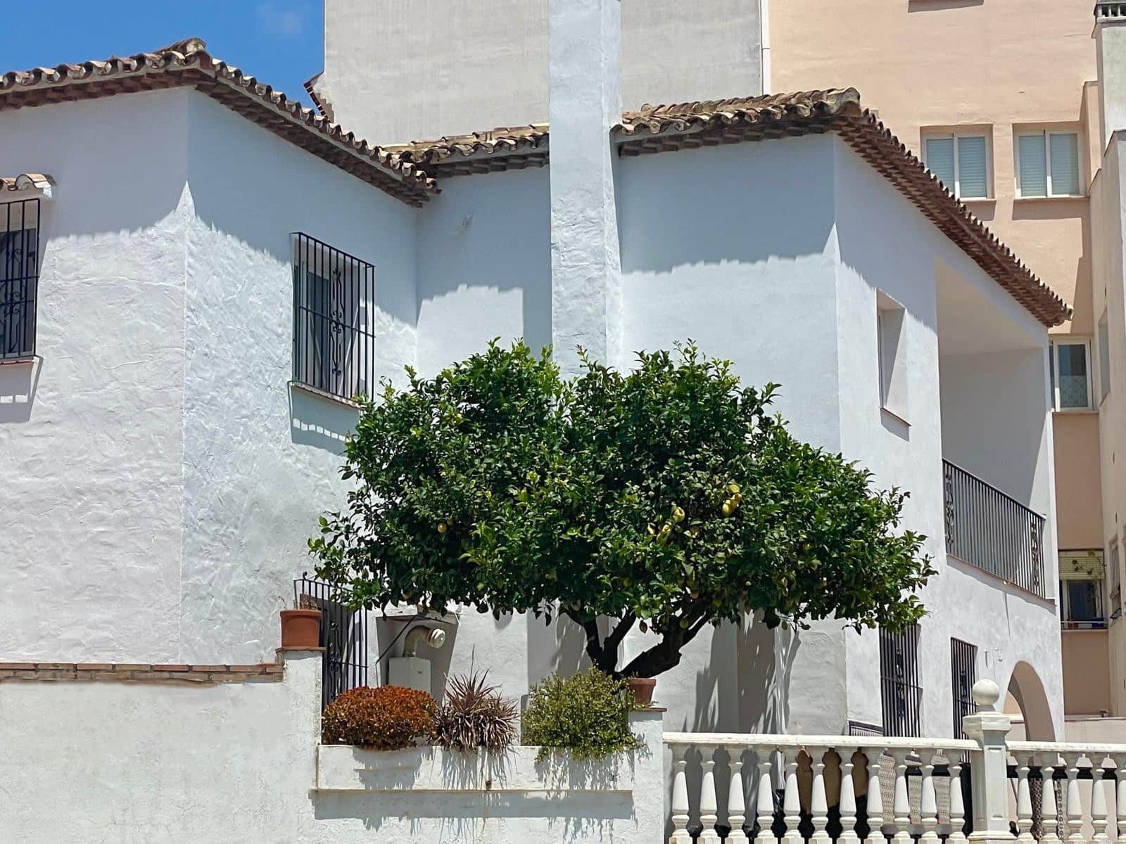 4 soveværelse Villa til salg i Benahavis med swimmingpool garage - € 899.000 (Ref: 8894657)