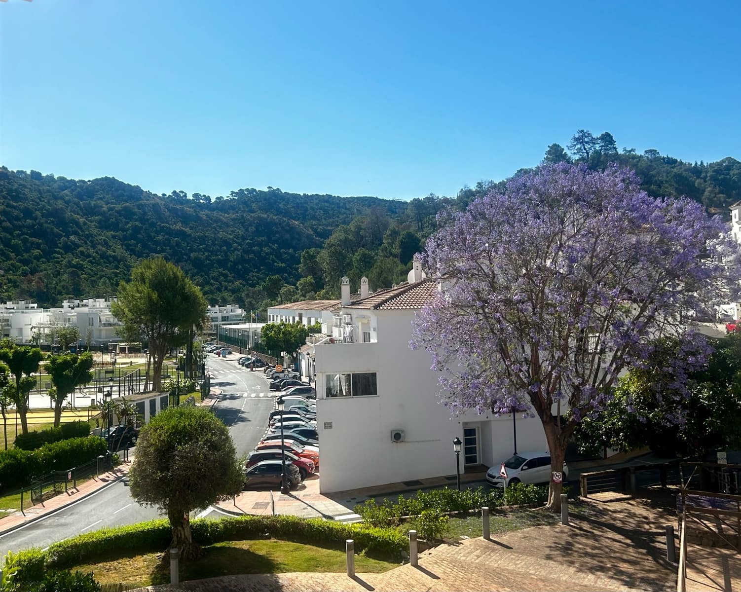 4 soveværelse Villa til salg i Benahavis med swimmingpool garage - € 899.000 (Ref: 8894657)