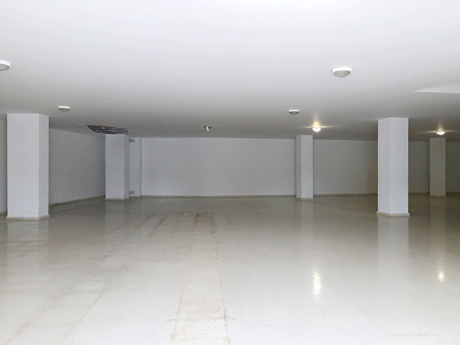 3 bedroom Apartment for sale in Estepona with pool garage - € 499,000 (Ref: 8894658)