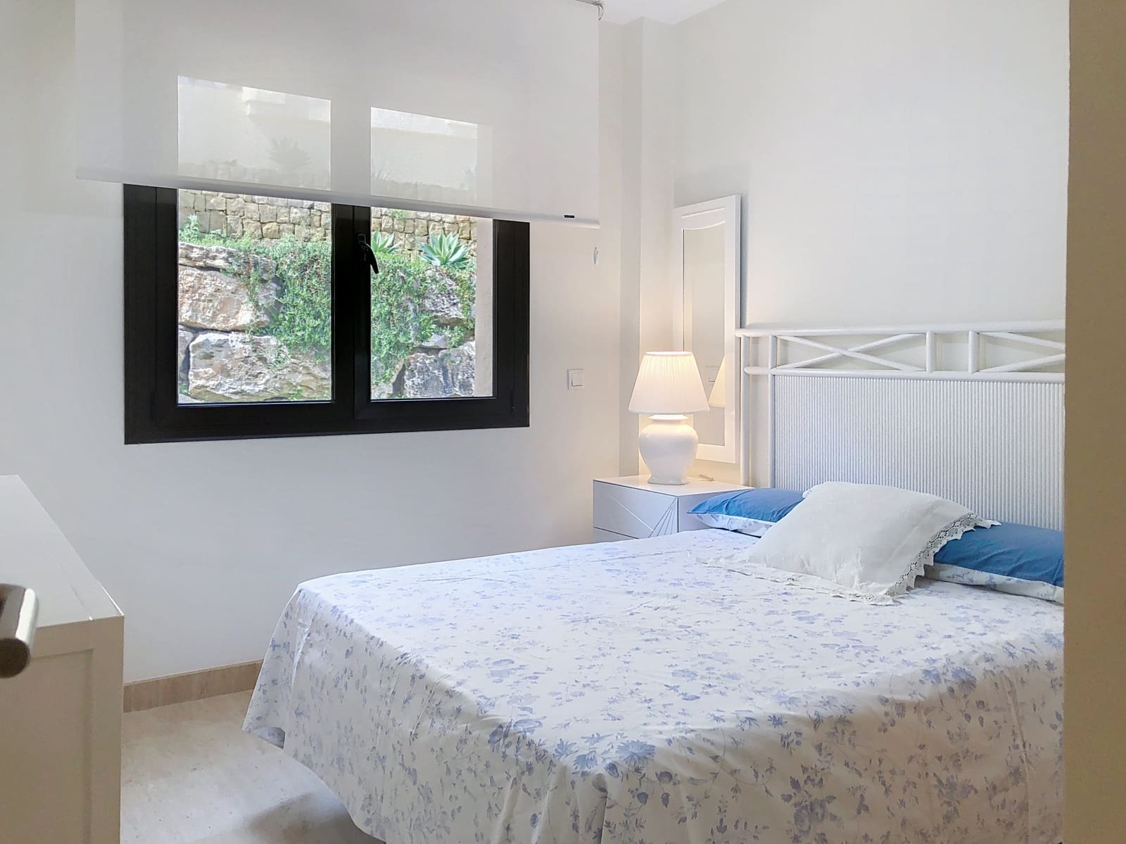 3 bedroom Apartment for sale in Estepona with pool garage - € 499,000 (Ref: 8894658)