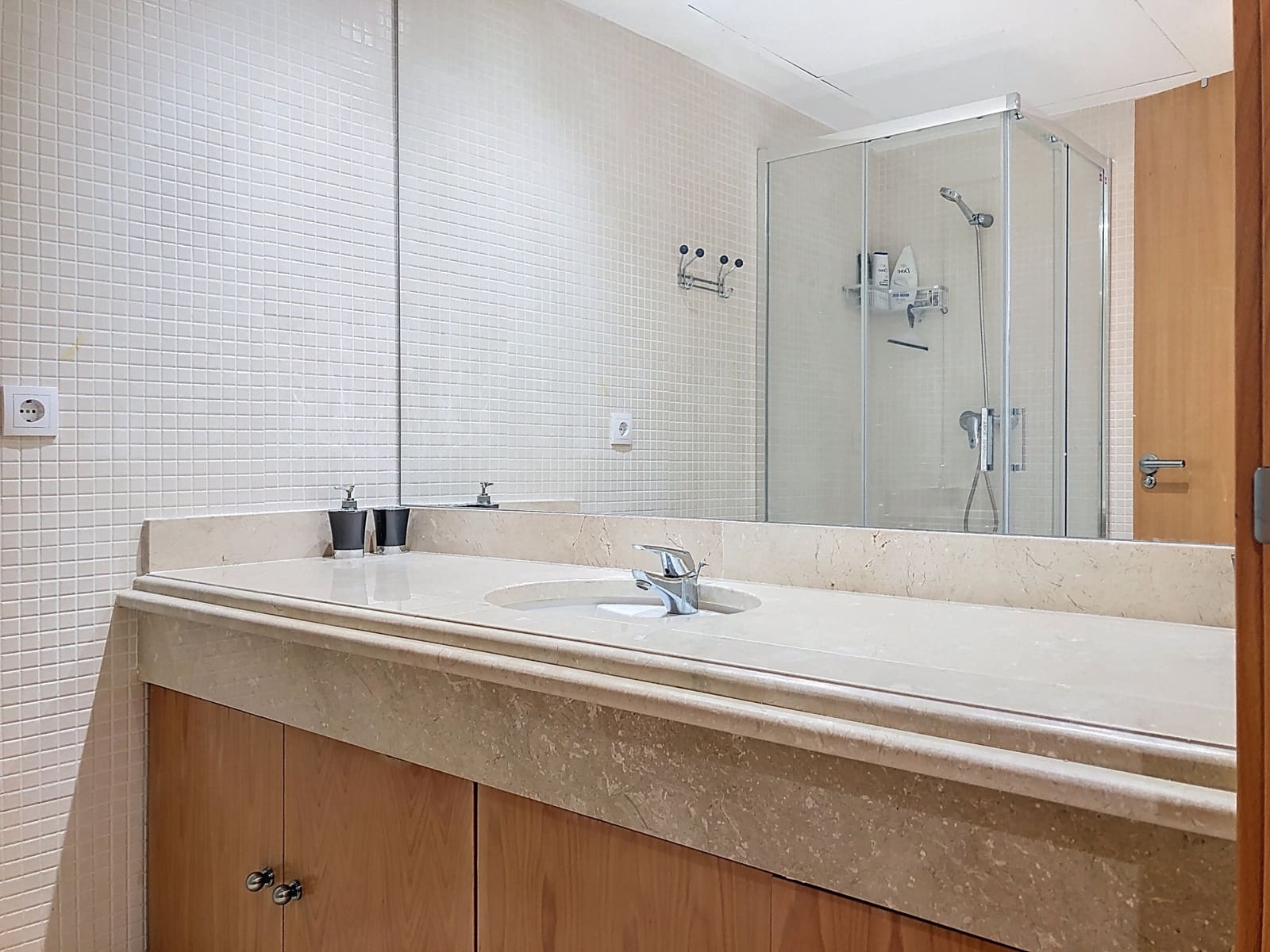 3 bedroom Apartment for sale in Estepona with pool garage - € 499,000 (Ref: 8894658)