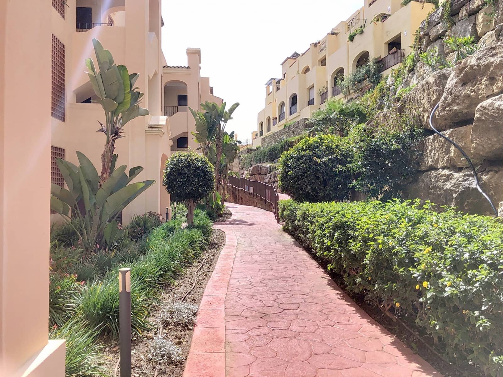 3 slaapkamer Appartement te koop in Estepona met zwembad garage - € 499.000 (Ref: 8894658)