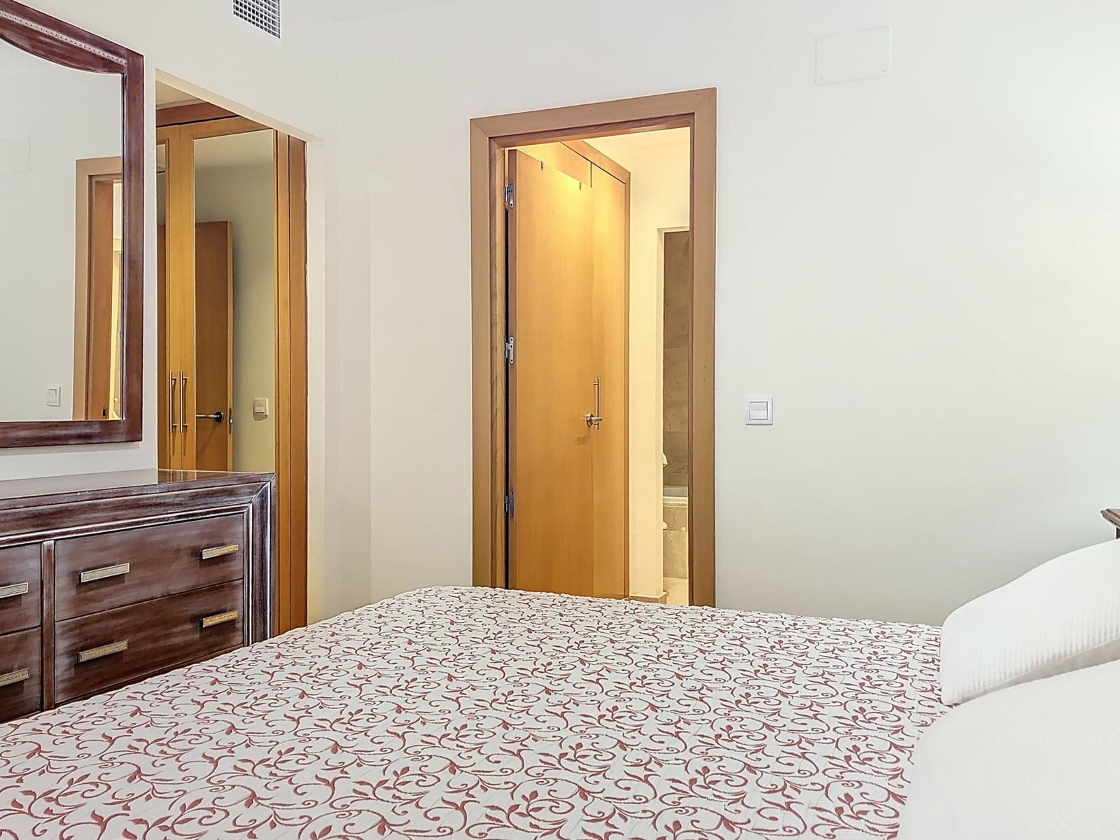3 slaapkamer Appartement te koop in Estepona met zwembad garage - € 499.000 (Ref: 8894658)