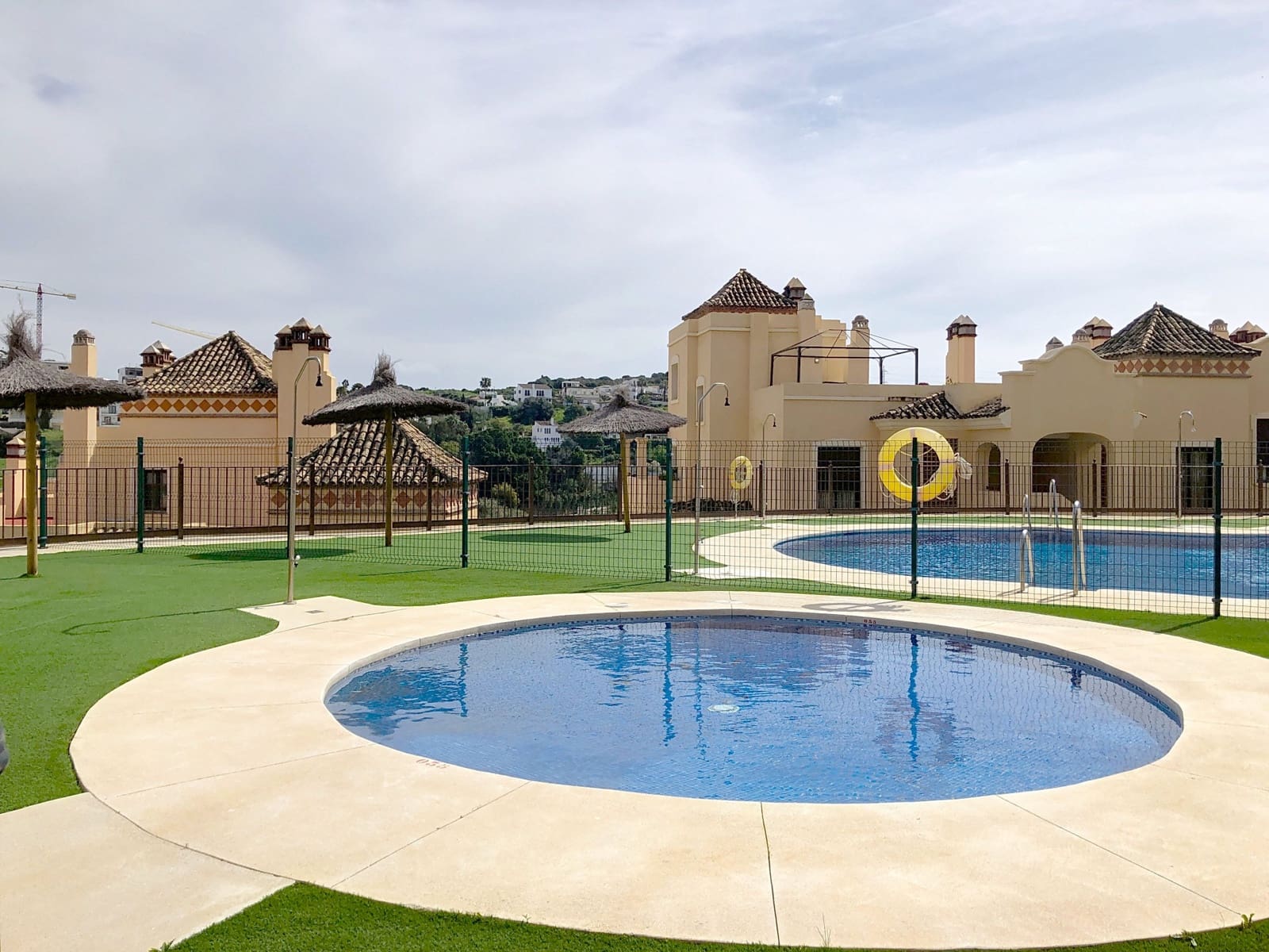 3 slaapkamer Appartement te koop in Estepona met zwembad garage - € 499.000 (Ref: 8894658)