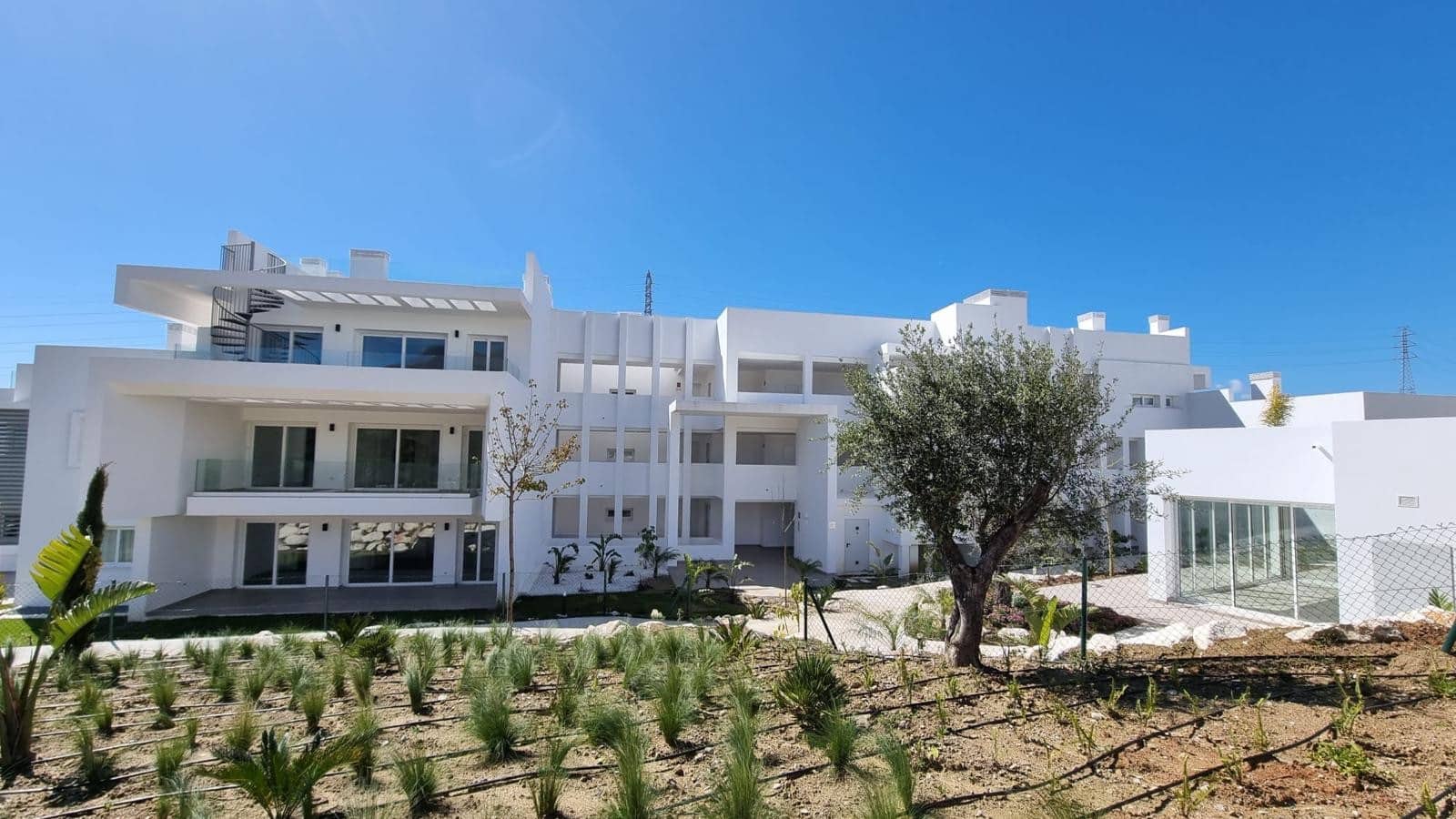 2 Zimmer Apartment zu verkaufen in Casares mit Pool Garage - 360.000 € (Ref: 8918032)