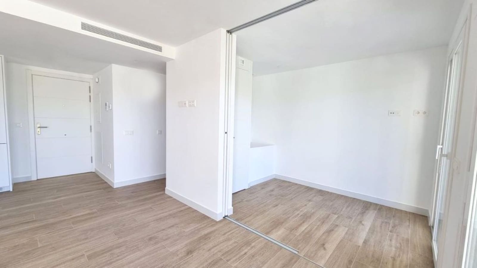 2 Zimmer Apartment zu verkaufen in Casares mit Pool Garage - 360.000 € (Ref: 8918032)