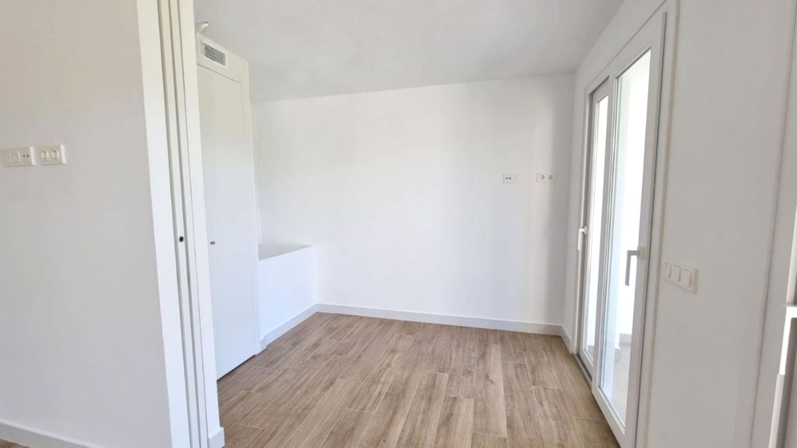 2 Zimmer Apartment zu verkaufen in Casares mit Pool Garage - 360.000 € (Ref: 8918032)