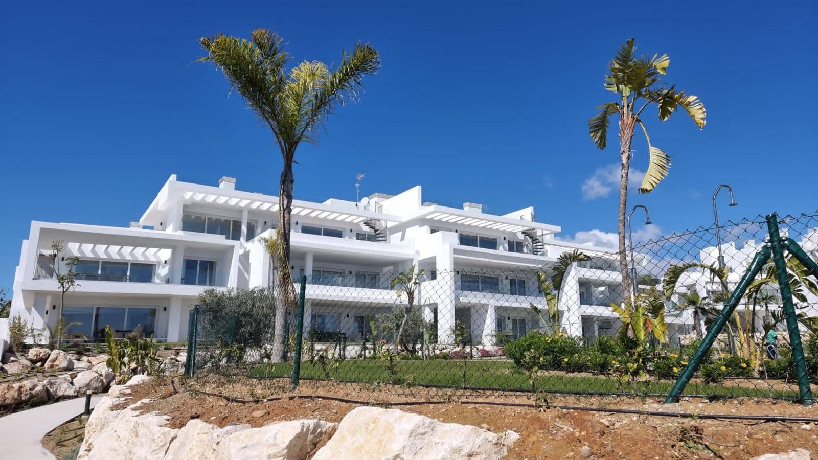 2 Zimmer Apartment zu verkaufen in Casares mit Pool Garage - 360.000 € (Ref: 8918032)