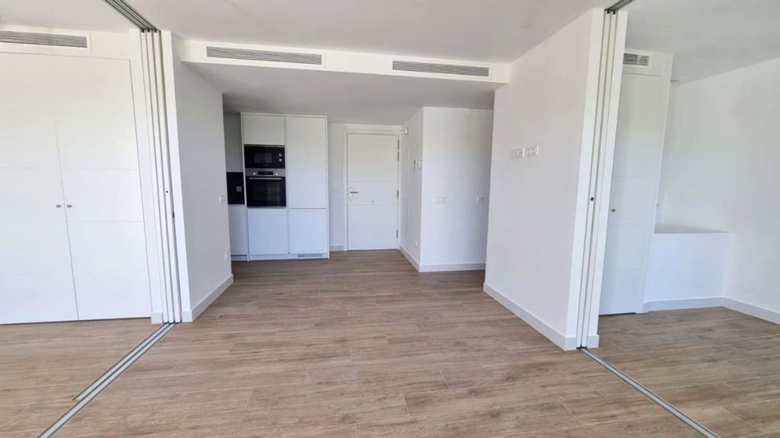 2 Zimmer Apartment zu verkaufen in Casares mit Pool Garage - 360.000 € (Ref: 8918032)