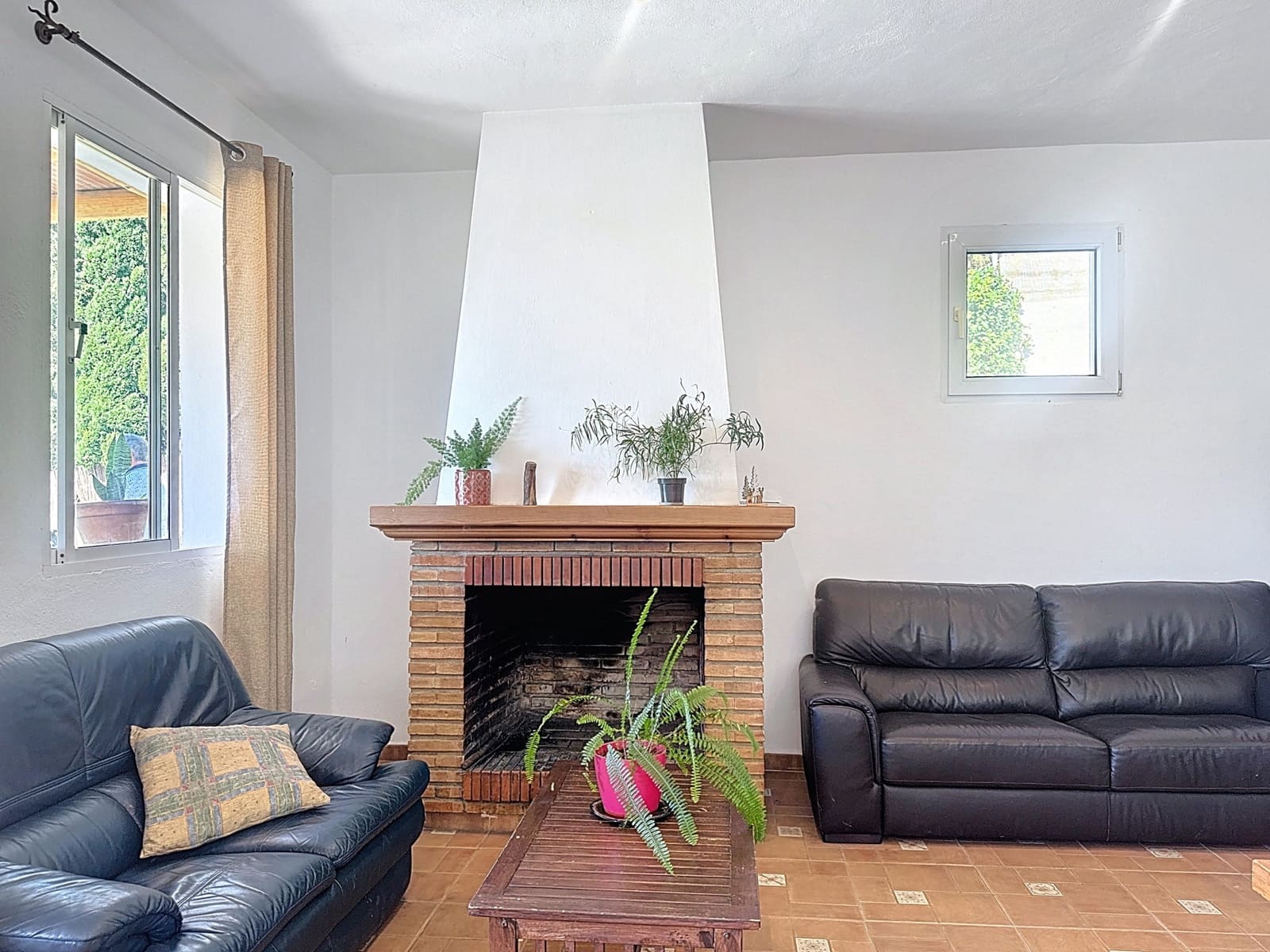 3 soverom Finca/Herregård til salgs i Estepona - € 529 900 (Ref: 8948946)