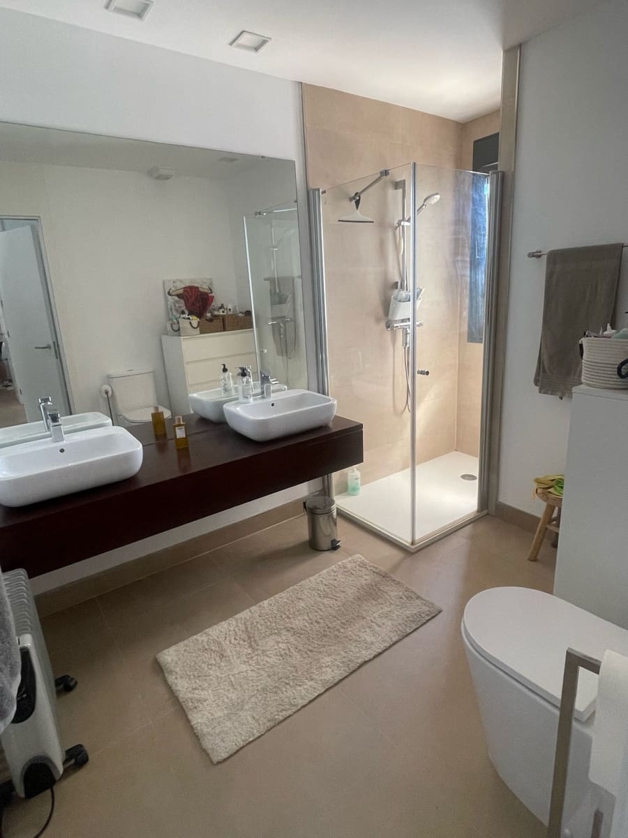 3 makuuhuone Huoneisto myytävänä paikassa Manilva mukana uima-altaan 
autotalli - 540 000 € (Ref: 8979478)