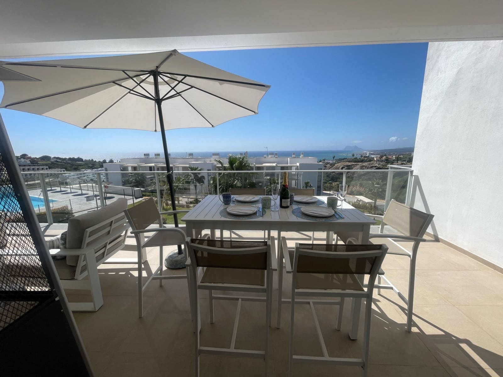 3 makuuhuone Huoneisto myytävänä paikassa Manilva mukana uima-altaan 
autotalli - 540 000 € (Ref: 8979478)