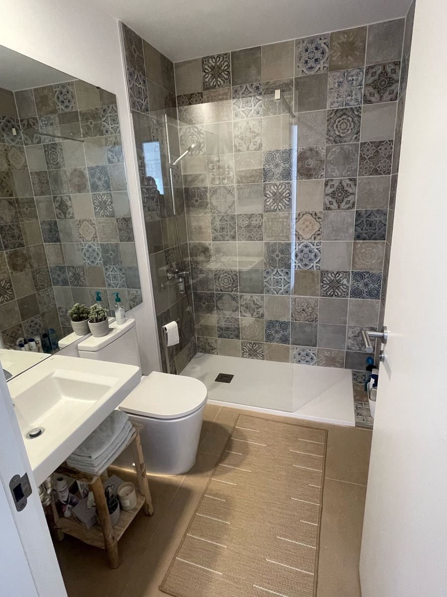 3 makuuhuone Huoneisto myytävänä paikassa Manilva mukana uima-altaan 
autotalli - 540 000 € (Ref: 8979478)