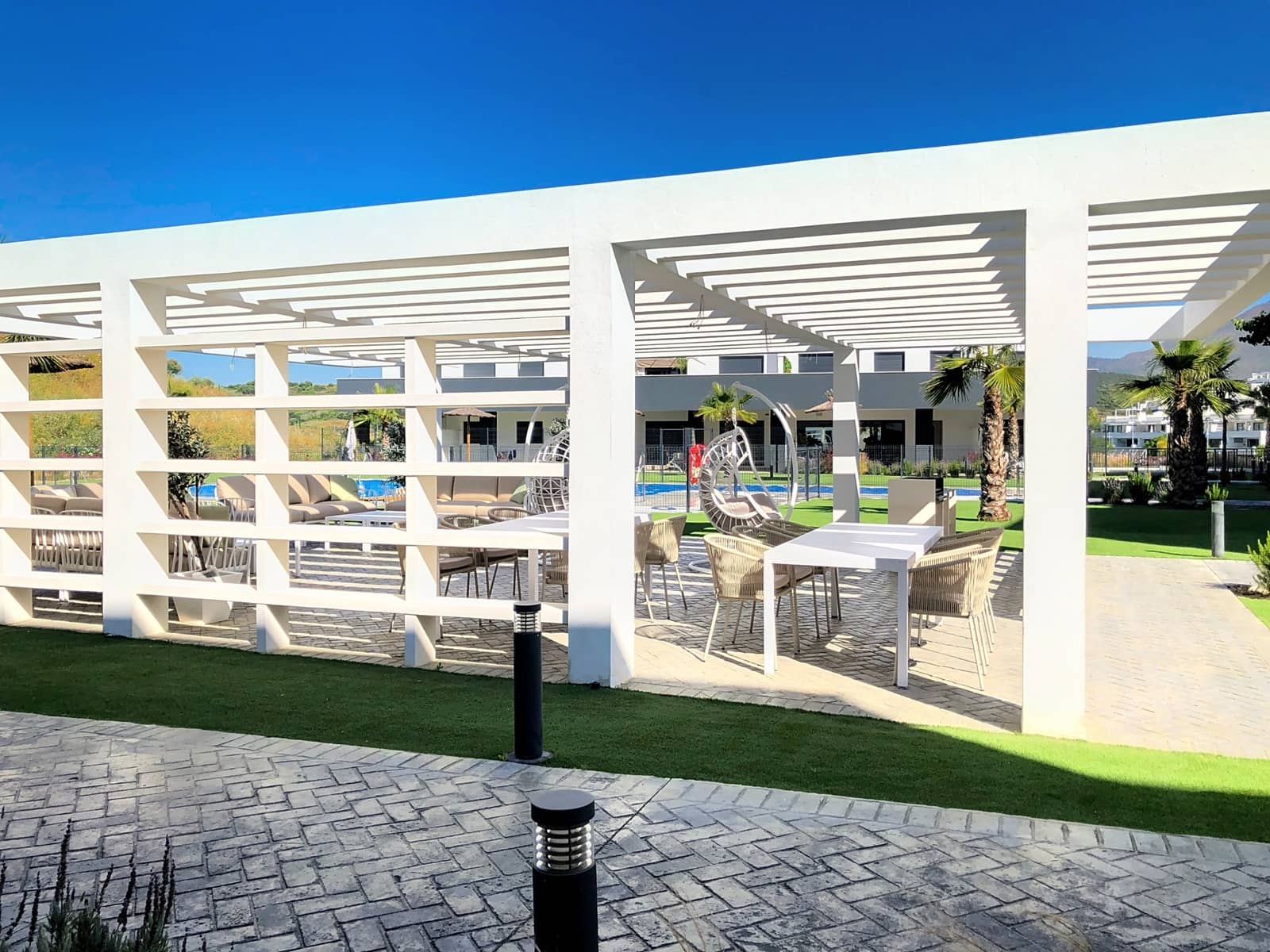 2 Zimmer Apartment zu verkaufen in Estepona mit Garage - 369.000 € (Ref: 9005236)