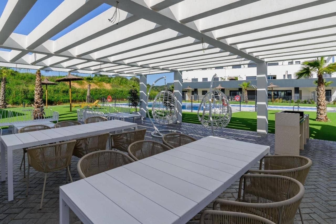 3 soverom Leilighet til salgs i Estepona med garasje - € 385 000 (Ref: 9005237)