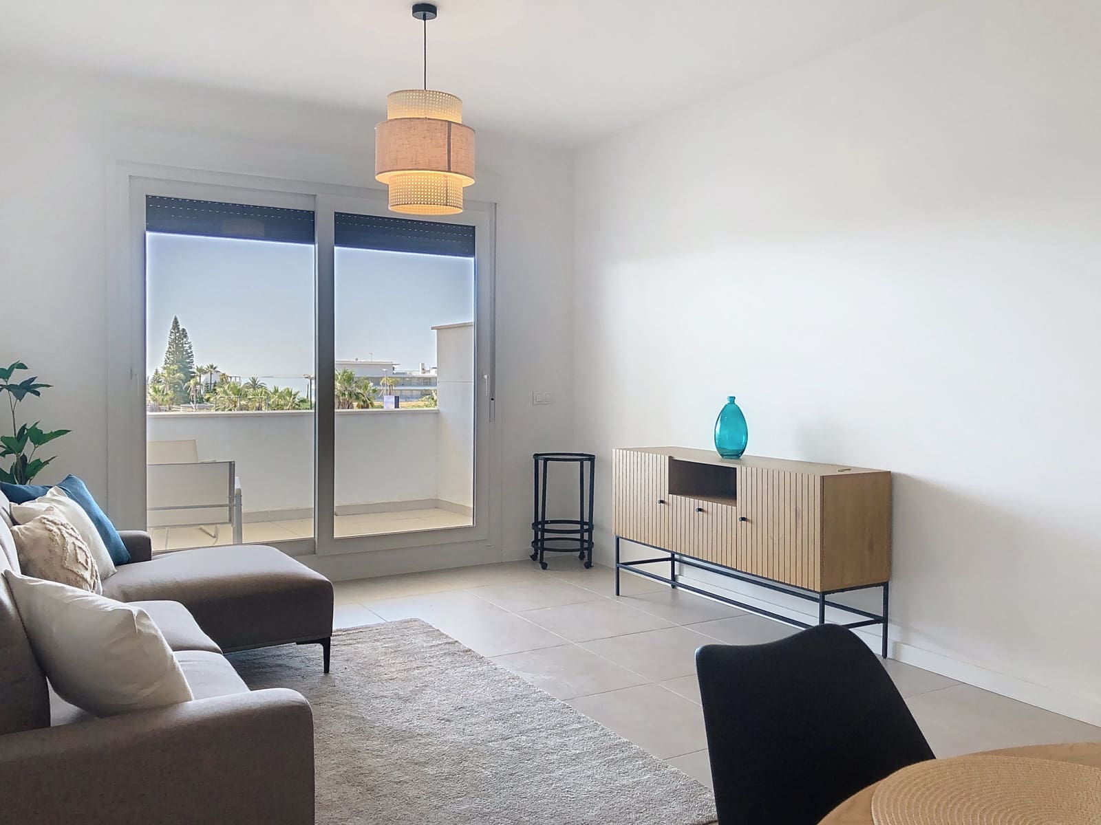 3 soverom Leilighet til salgs i Estepona med garasje - € 385 000 (Ref: 9005237)