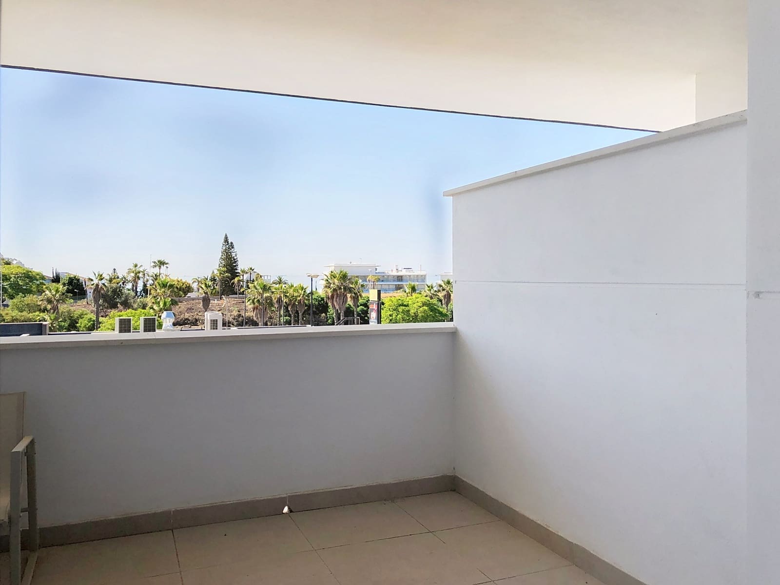 3 soverom Leilighet til salgs i Estepona med garasje - € 385 000 (Ref: 9005237)